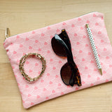 Everyday Pouch - Coral Scallops