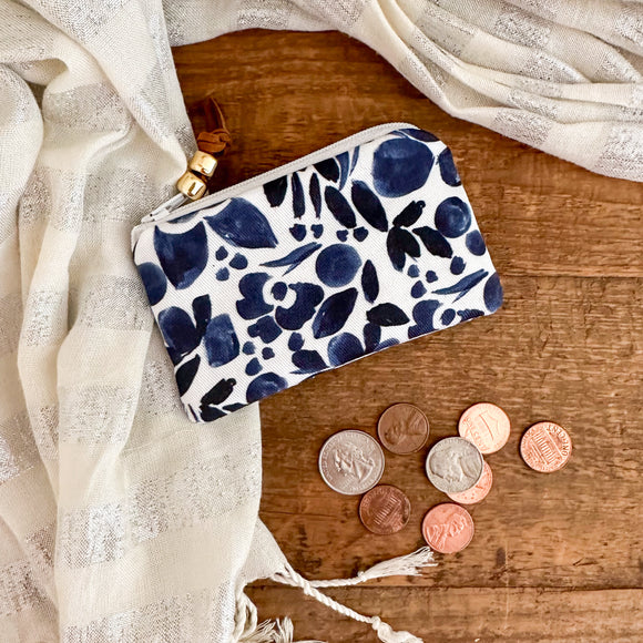 Mini Zip - Blue and White Floral
