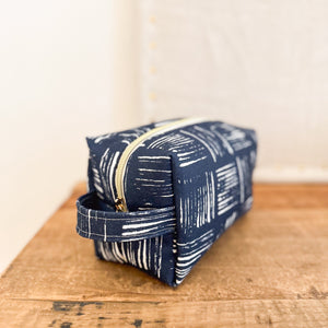 Cube Bag - Navy lines
