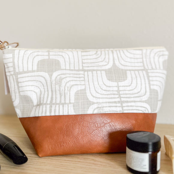 Make Up Bag - Greige Geo
