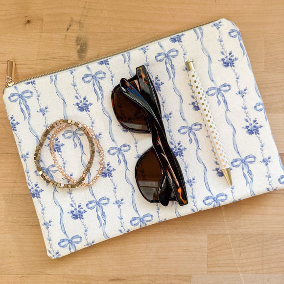 Everyday Pouch - Blue Bows