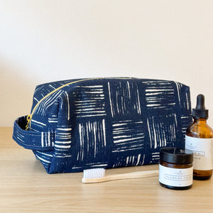 Cube Bag - Navy Lines
