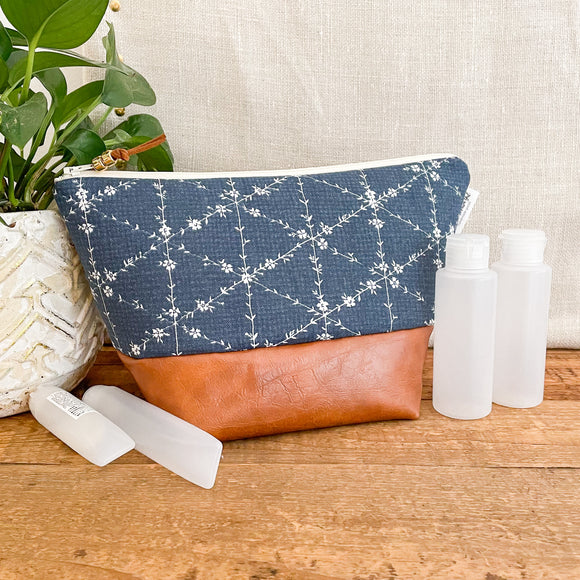 Make Up Bag - Blue Floral Vines
